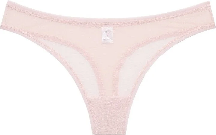 Luelle: Anna Thong - Blush